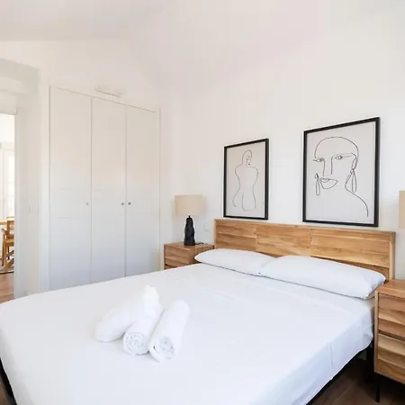 Atico Reformado En Madrid Rio Alquiler Temporal Apartment Exterior photo